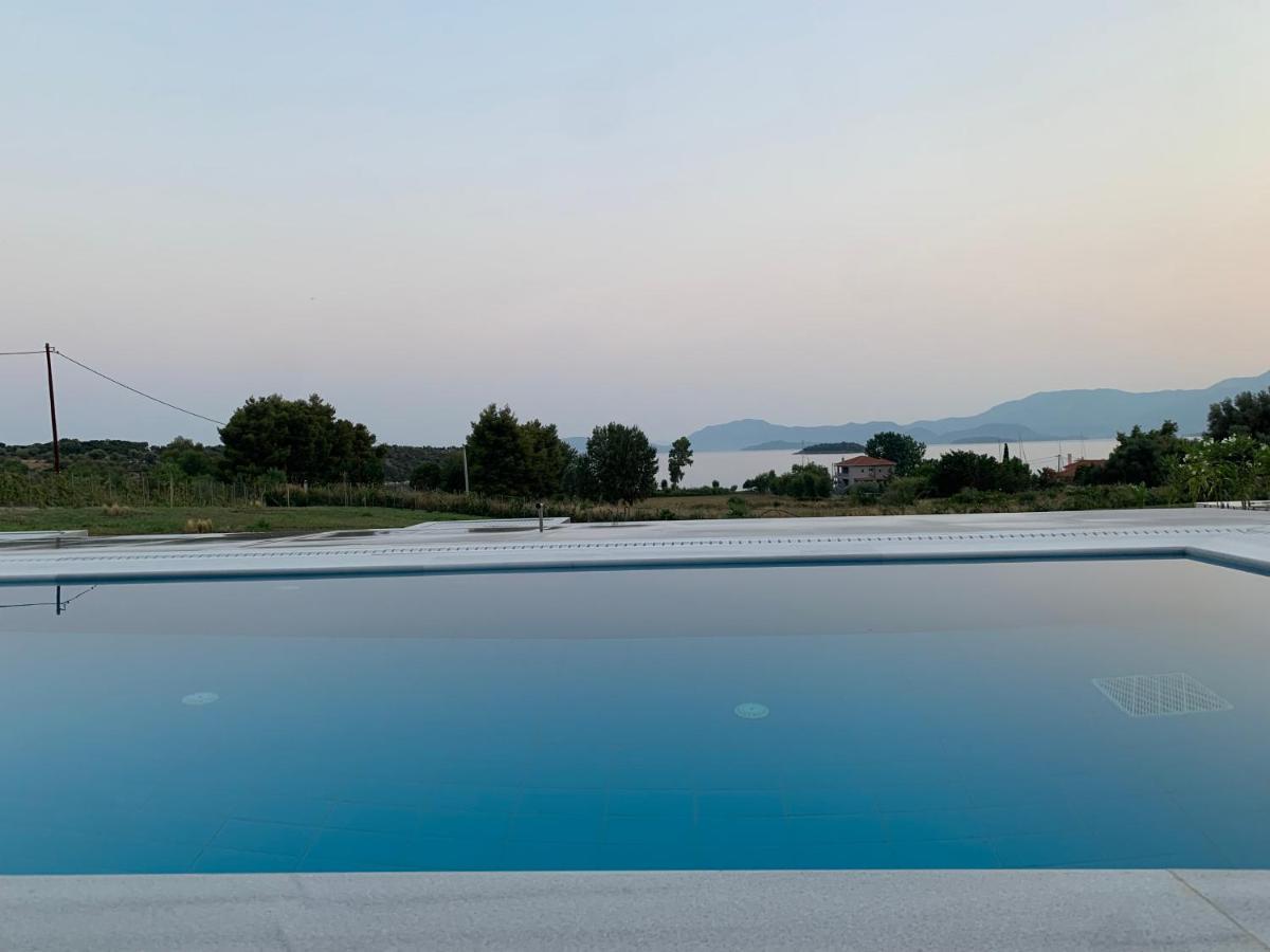Varko Luxury Suites Palairos Exterior photo