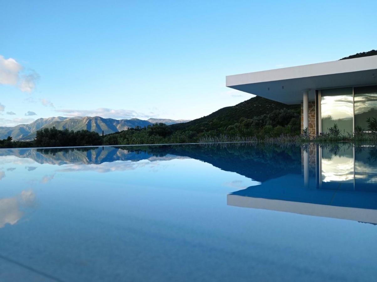 Varko Luxury Suites Palairos Exterior photo