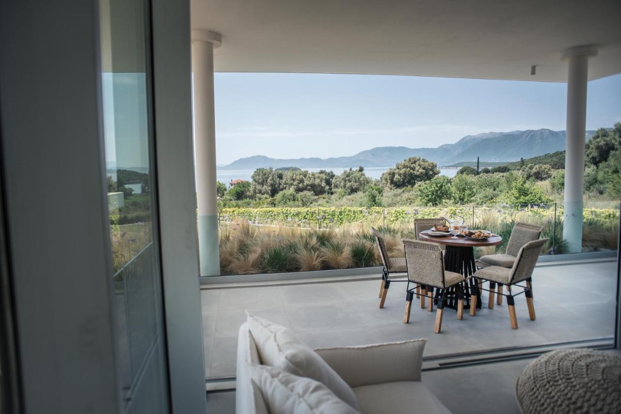 Varko Luxury Suites Palairos Exterior photo