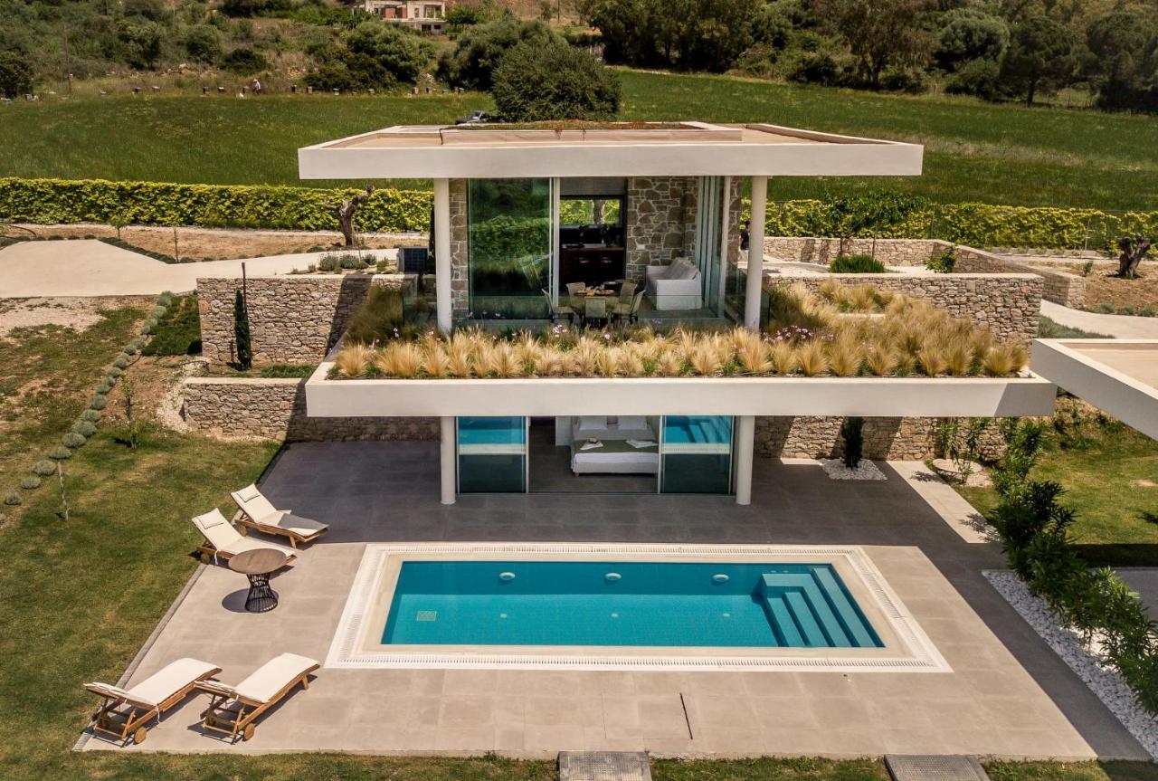 Varko Luxury Suites Palairos Exterior photo