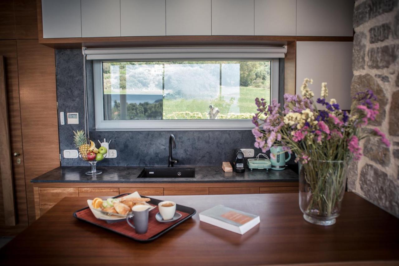 Varko Luxury Suites Palairos Exterior photo