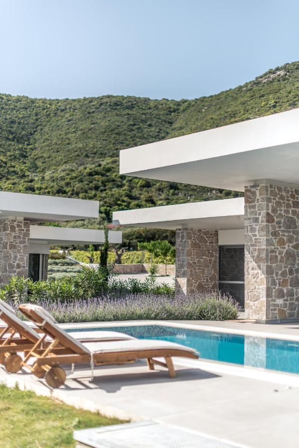 Varko Luxury Suites Palairos Exterior photo