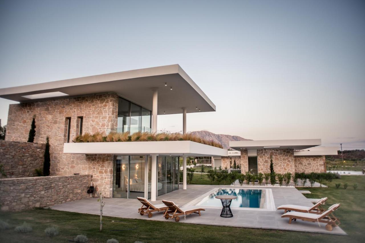 Varko Luxury Suites Palairos Exterior photo