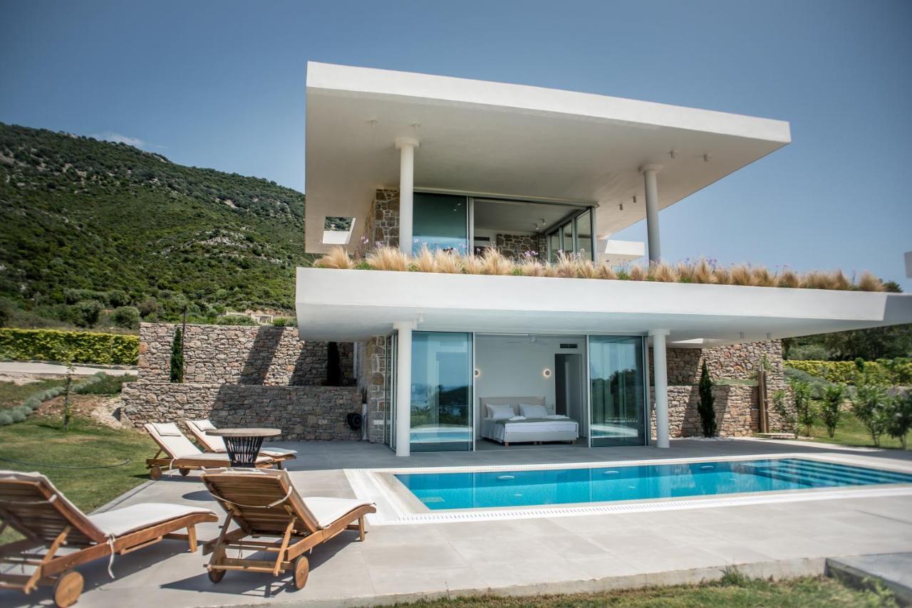 Varko Luxury Suites Palairos Exterior photo