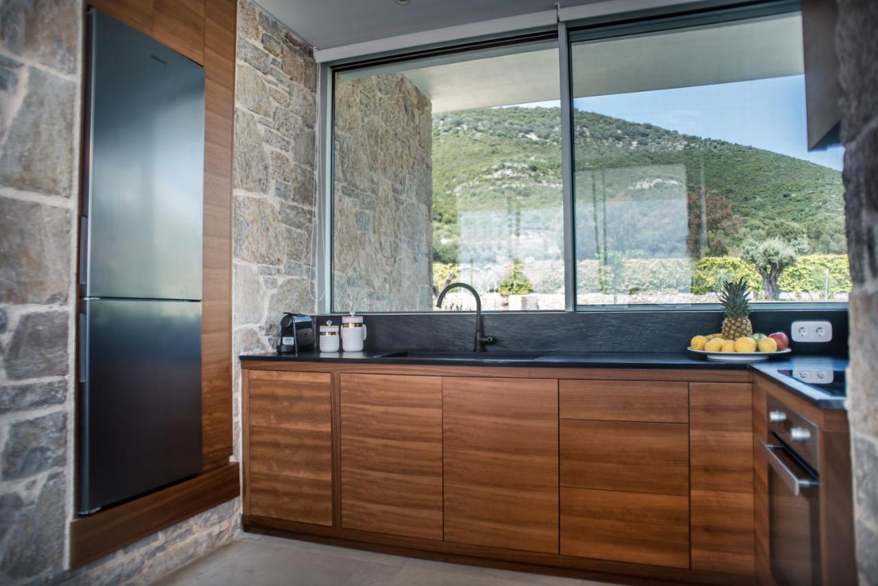 Varko Luxury Suites Palairos Exterior photo