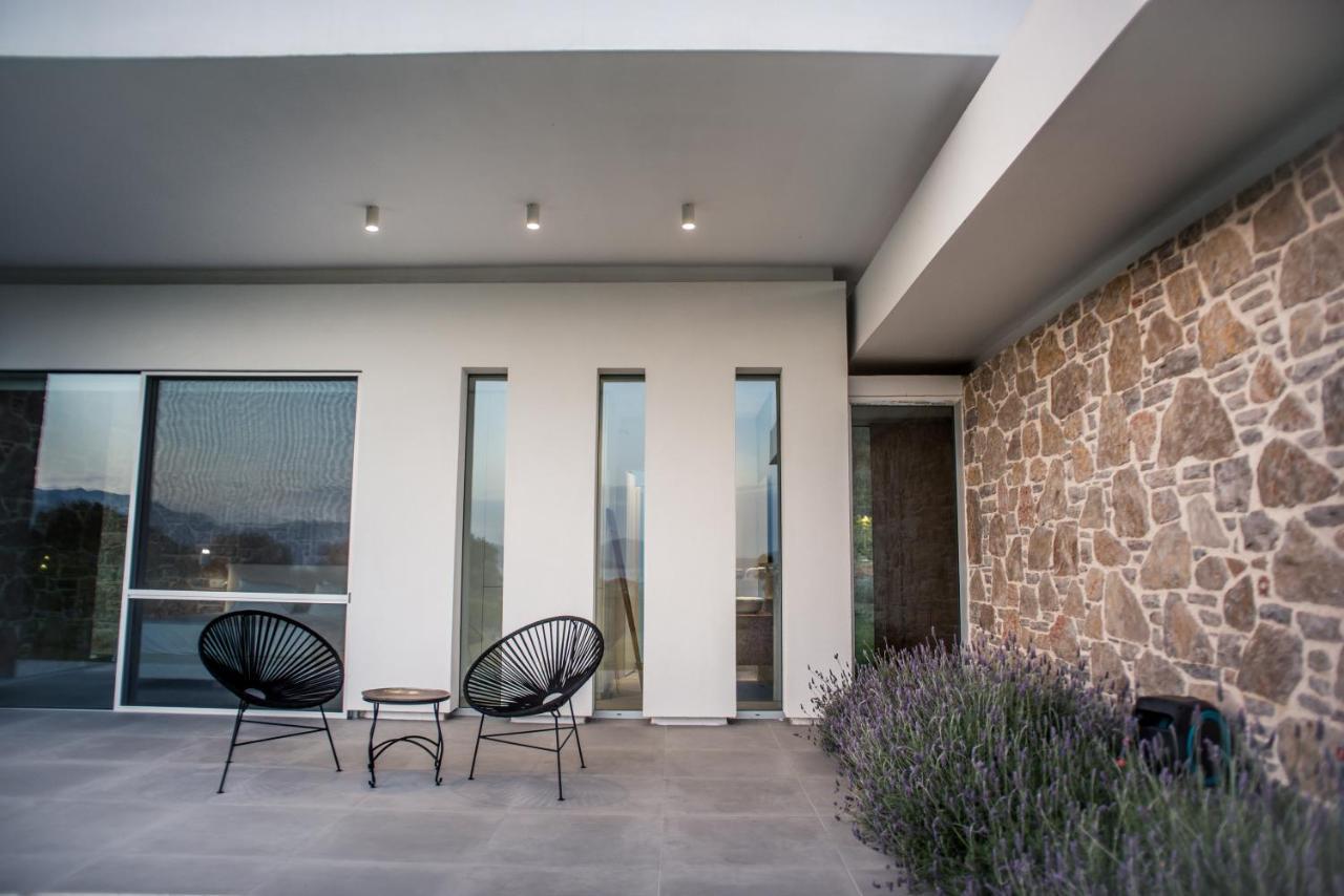 Varko Luxury Suites Palairos Exterior photo