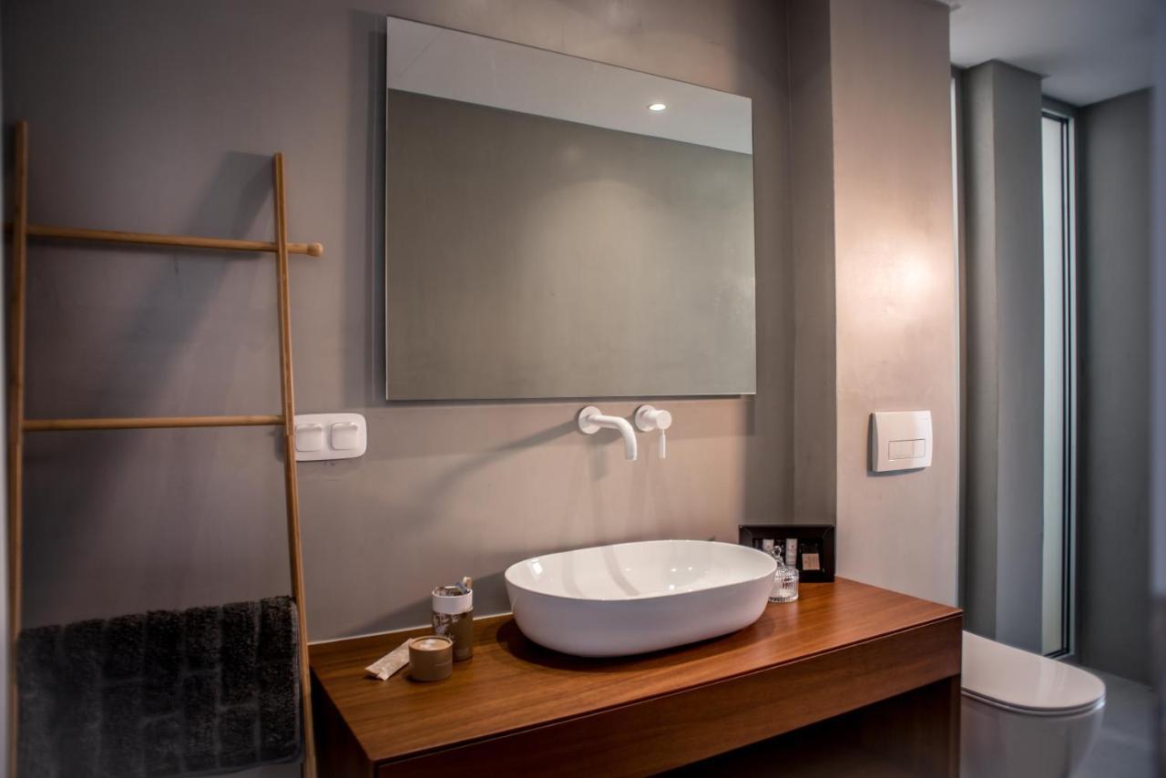 Varko Luxury Suites Palairos Exterior photo